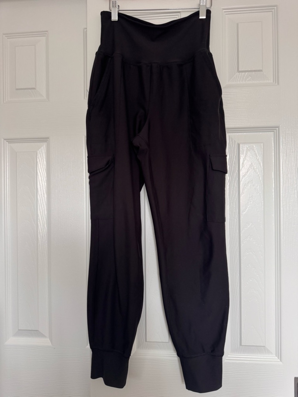 Old Navy ACTIVE High-Rise Black Cargo Joggers